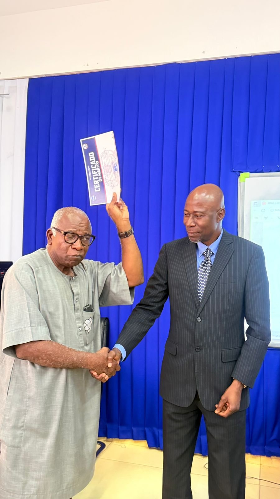 Apresentação do Relatório de Avaliação Externa dos Cursos de Economia e Contabilidade e Gestão da UNIKIVI